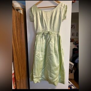 ☘️Vintage Light Green Satin Party Dress with Bow